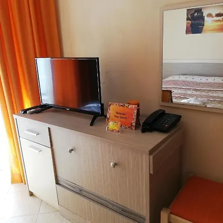 Hotel de apartamente Studio Kris Royal Sun